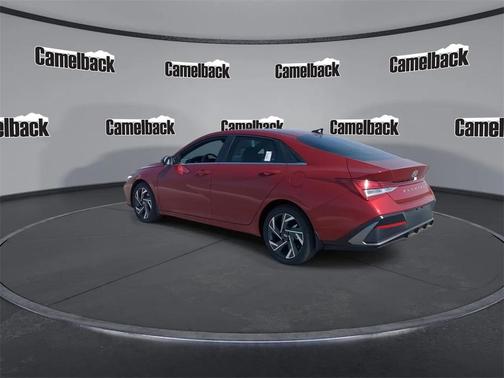 2025 Hyundai ELANTRA SEL