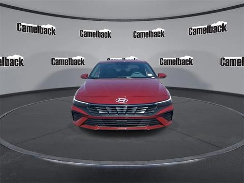 2025 Hyundai ELANTRA SEL