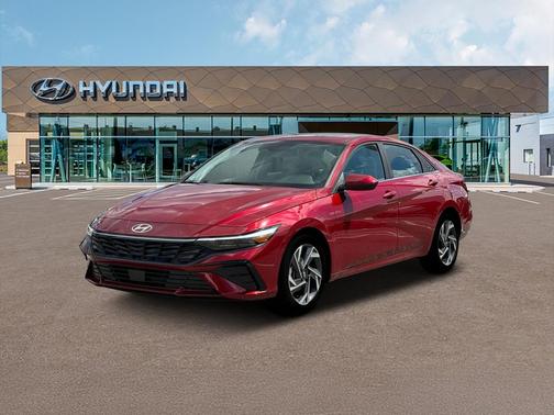 2025 Hyundai ELANTRA SEL