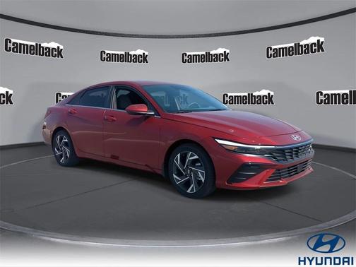 2025 Hyundai ELANTRA SEL