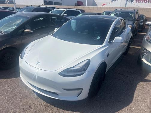 2020 Tesla Model 3 Standard Range Plus