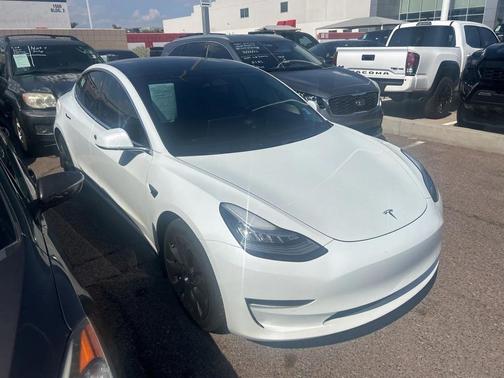 2020 Tesla Model 3 Standard Range Plus