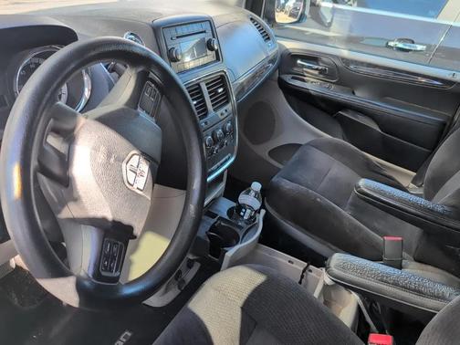 2014 Dodge Grand Caravan AVP/SE