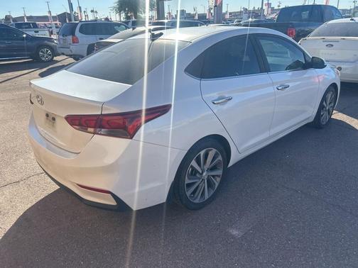 2022 Hyundai Accent Limited