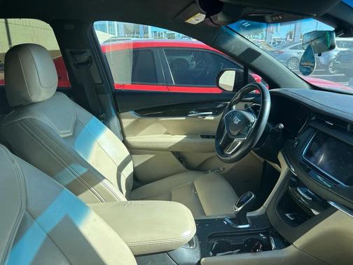 2017 Cadillac XT5 Base