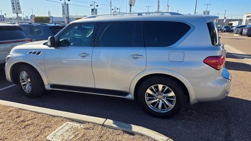 2016 INFINITI QX80 Base