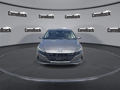 2022 Hyundai ELANTRA Limited