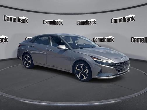 2022 Hyundai ELANTRA Limited