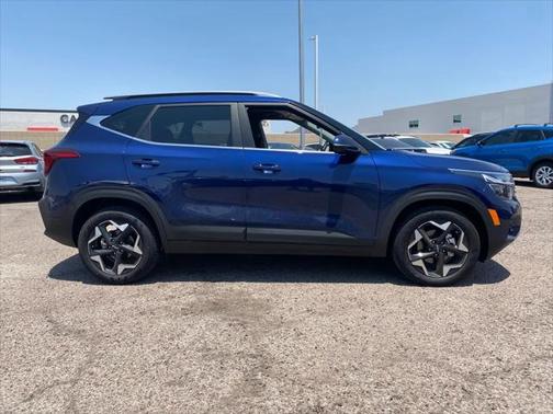 2025 Kia Seltos EX