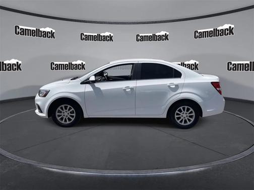 2020 Chevrolet Sonic FWD Sedan LT