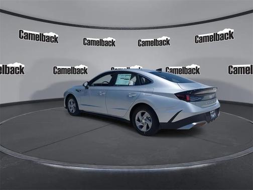 2025 Hyundai SONATA SE