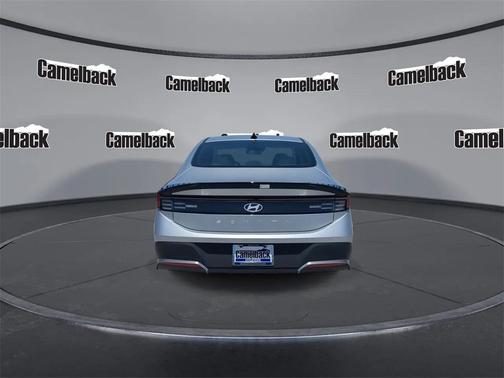 2025 Hyundai SONATA SE