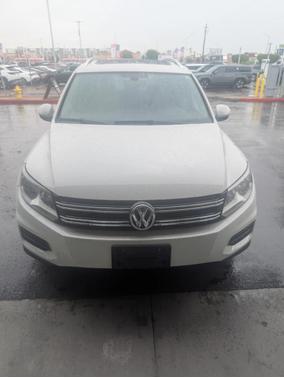 2017 Volkswagen Tiguan 2.0T Wolfsburg Edition