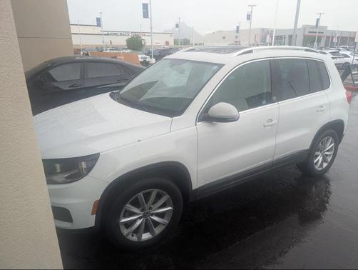 2017 Volkswagen Tiguan 2.0T Wolfsburg Edition
