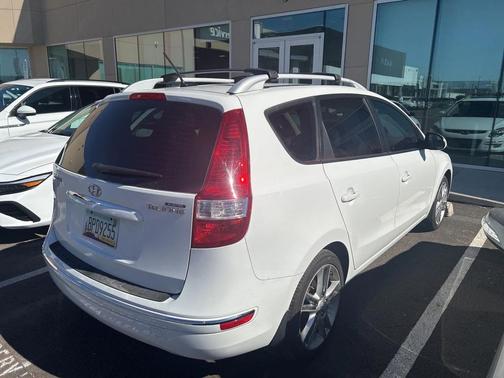 2012 Hyundai Elantra Touring SE