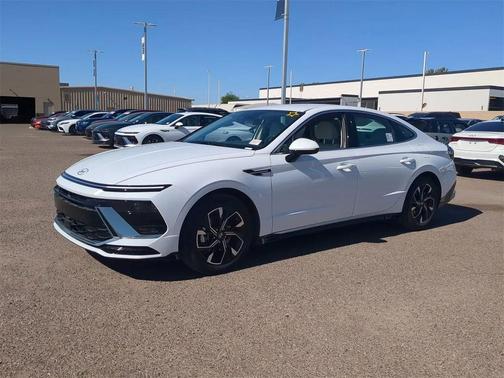 2025 Hyundai SONATA SEL