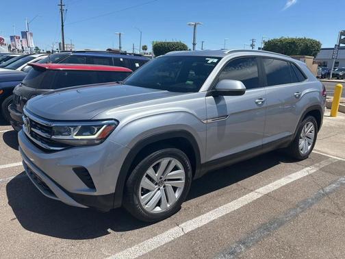 2022 Volkswagen Atlas Cross Sport 3.6L V6 SE w/Technology
