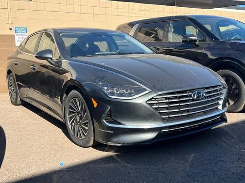 2023 Hyundai SONATA Hybrid SE