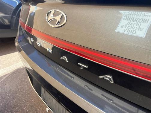 2023 Hyundai SONATA Hybrid SE