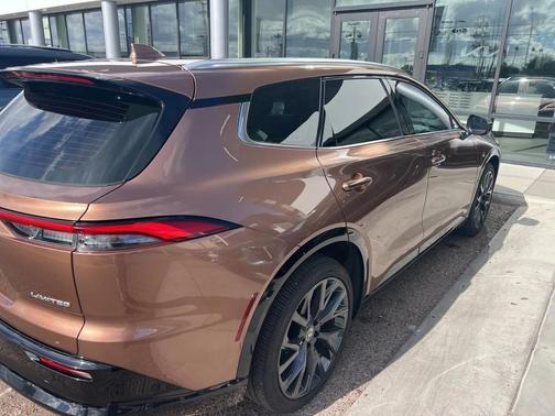 2025 Toyota Crown Signia Limited