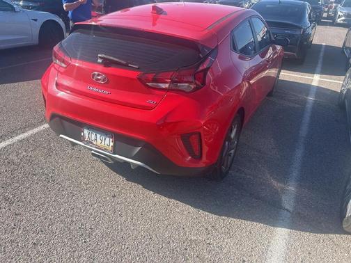 2019 Hyundai Veloster 2