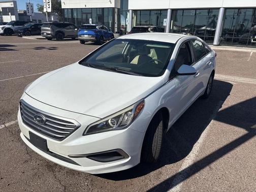 2016 Hyundai SONATA SE