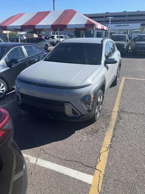 2025 Hyundai KONA SEL