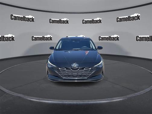 2023 Hyundai ELANTRA SE