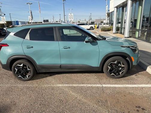 2024 Kia Seltos EX