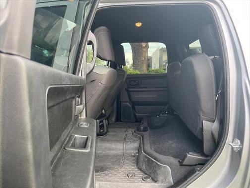 2024 RAM 2500 Tradesman Crew Cab 4x4 6'4' Box