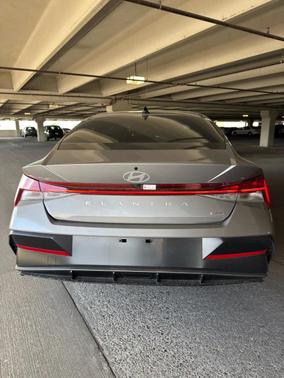 2025 Hyundai ELANTRA HEV Limited