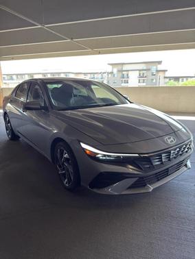 2025 Hyundai ELANTRA HEV Limited