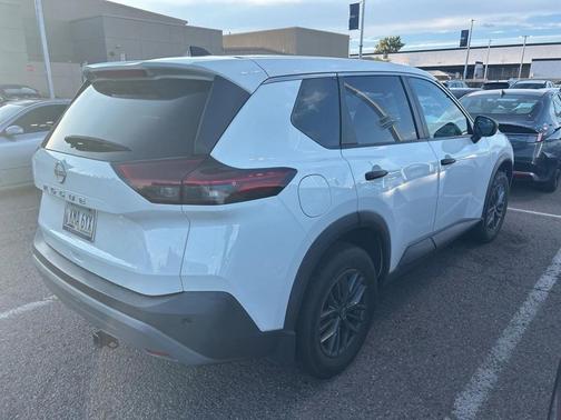 2022 Nissan Rogue S