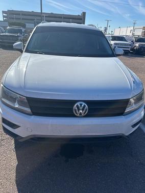 2018 Volkswagen Tiguan SE
