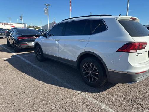 2018 Volkswagen Tiguan SE