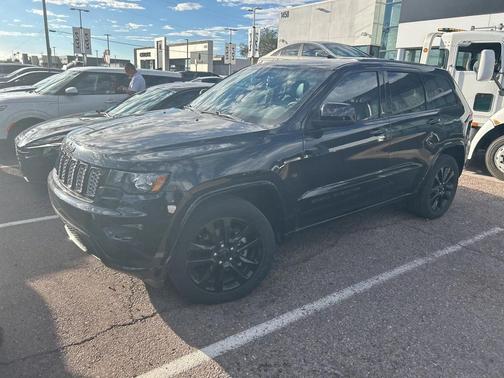 2018 Jeep Grand Cherokee Altitude