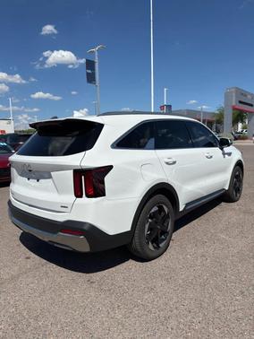 2025 Kia Sorento Plug-In Hybrid EX