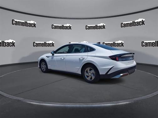 2025 Hyundai SONATA SE