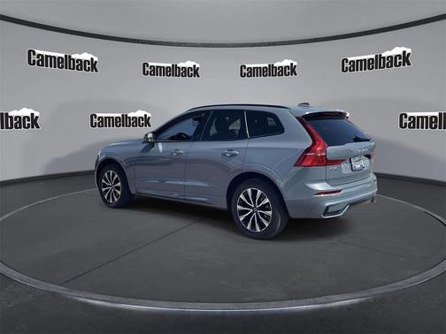 2023 Volvo XC60 B5 Plus Dark Theme