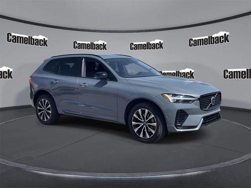 2023 Volvo XC60 B5 Plus Dark Theme