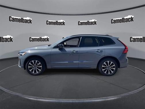 2023 Volvo XC60 B5 Plus Dark Theme