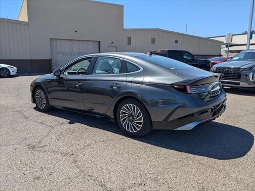 2024 Hyundai SONATA Hybrid Limited