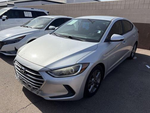 Symphony Silver 2017 Hyundai ELANTRA SE