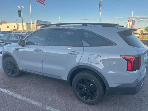 2023 Kia Sorento S