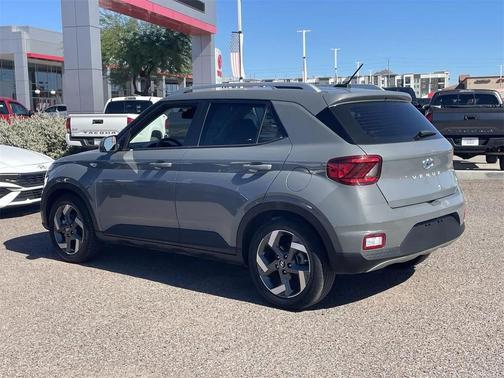 2023 Hyundai VENUE SEL