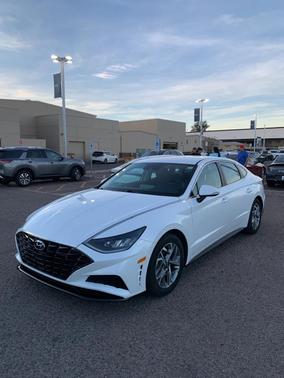 2022 Hyundai SONATA SEL