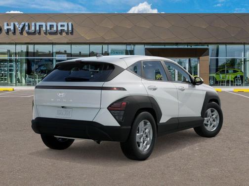 Atlas White 2026 Hyundai KONA SE