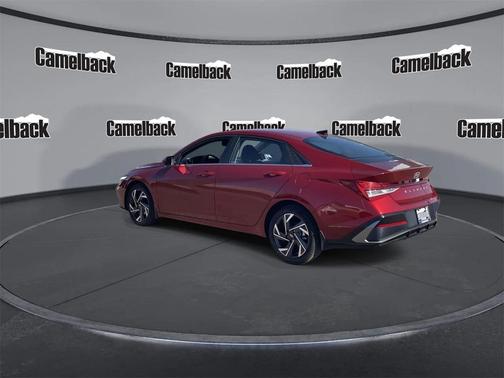 2025 Hyundai ELANTRA SEL