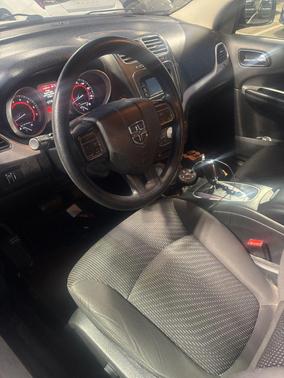 Vice White 2017 Dodge Journey SXT