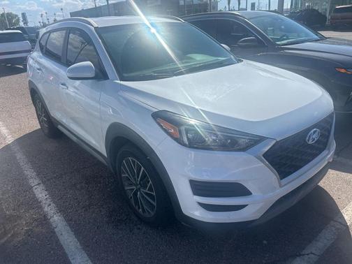 2021 Hyundai TUCSON SEL